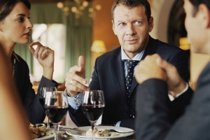 Aproveite o almoço e o café para criar oportunidades e fazer negócios